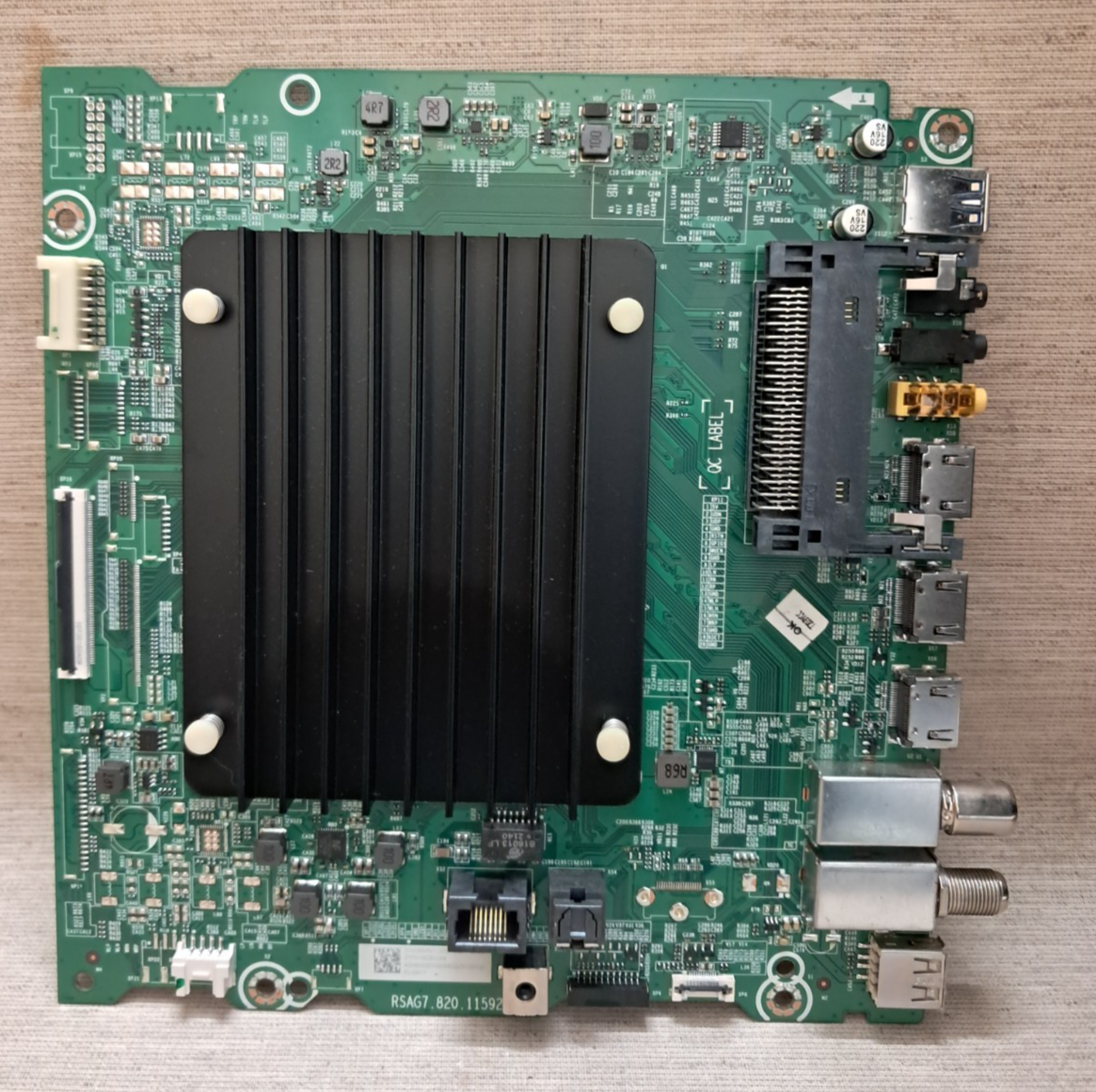 HISENSE 43A7GQTUK MAIN BOARD RSAG7.820.11592R0H