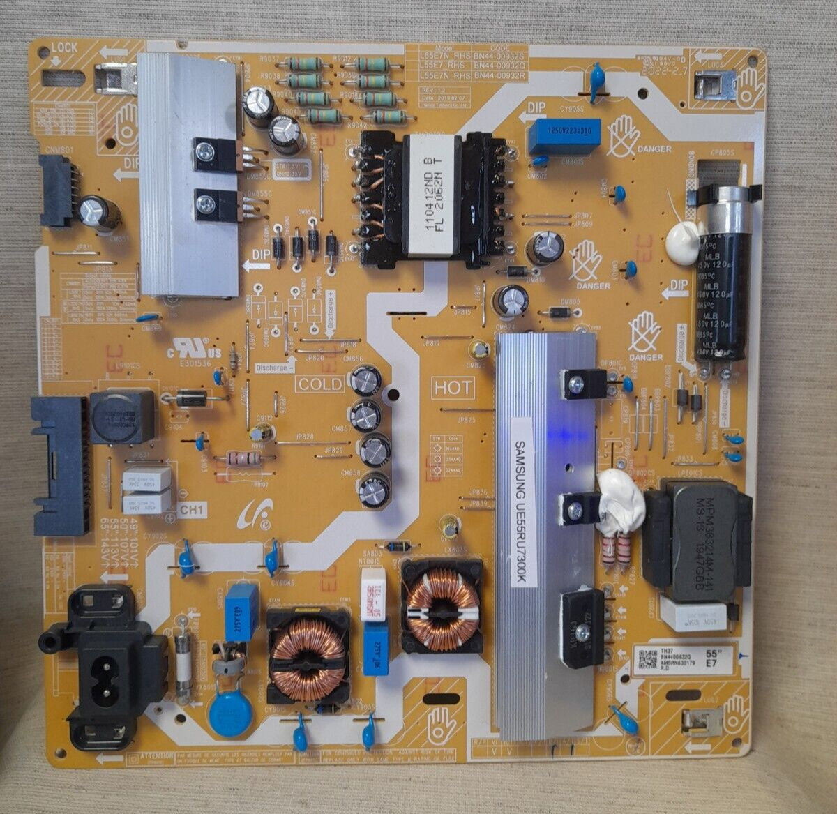 SAMSUNG UE55RU7300K POWER SUPPLY BOARD BN44-00932Q