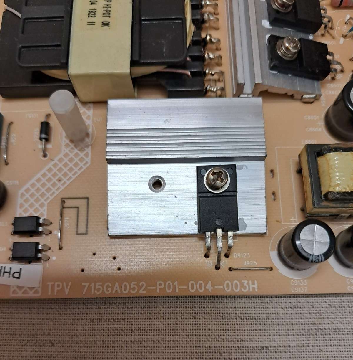 PHILIPS 50PUS6504/12 POWER SUPPLLY BOARD 715GA052-P01-004-003H - Image 2