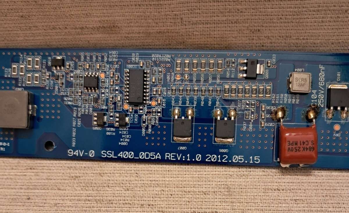 TOSHIBA 40L1333B INVERTER BOARD SSL400_0D5A REV:1.0 - Image 2
