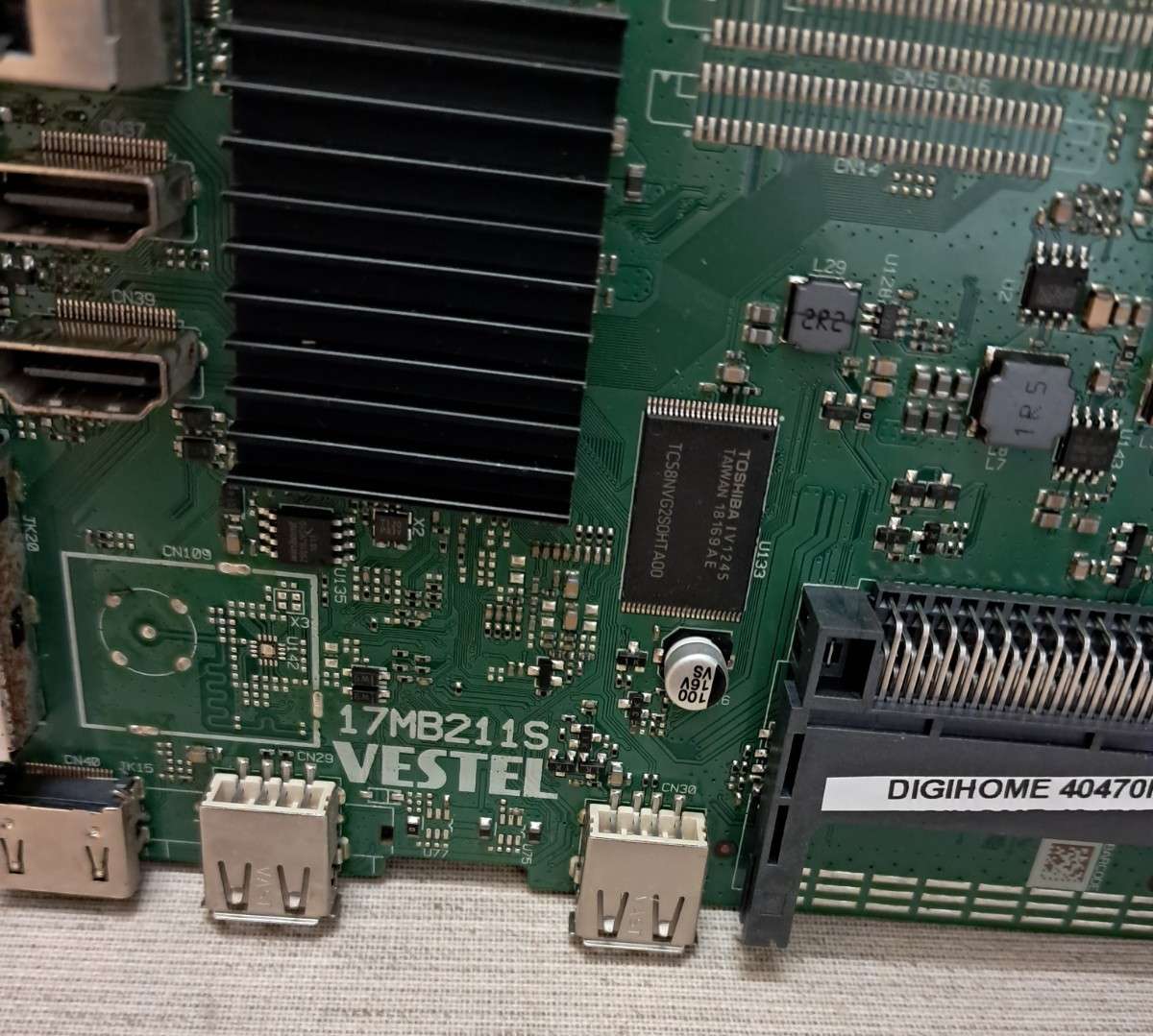 DIGIHOME 40470FHDS MAIN BOARD 17MB211S - Image 2