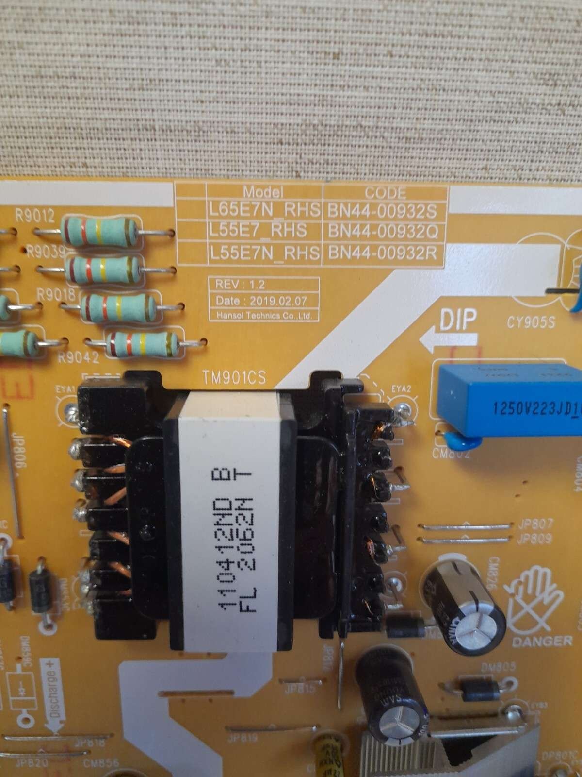 SAMSUNG UE55RU7300K POWER SUPPLY BOARD BN44-00932Q - Image 2