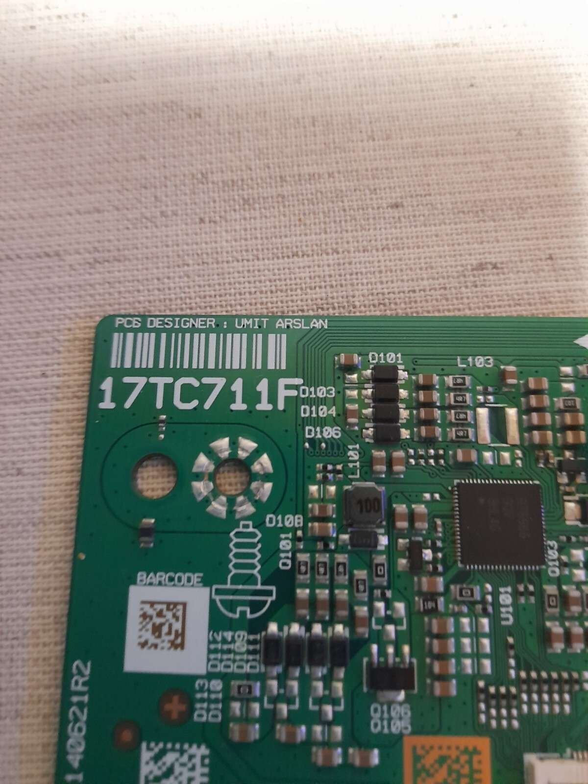 TOSHIBA 32LL3C63D T-CON BOARD 17TC711F - Image 2