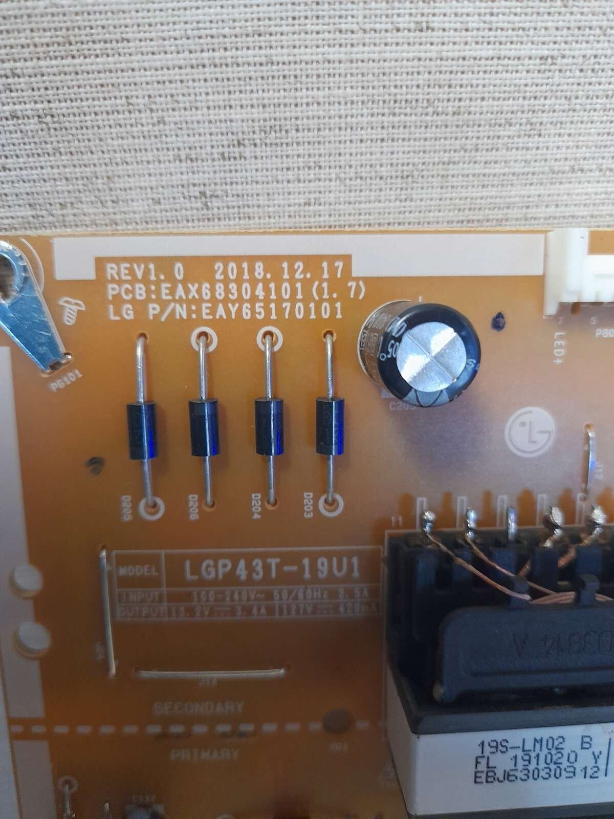 LG 43UM7100PLB POWER SUPPLY BOARD EAX68304101(1.7) - Image 2